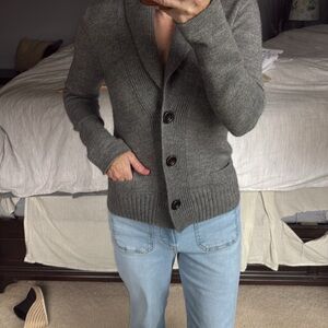 J crew grey sweater so so soft